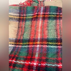 Large Scarf / wrap or light throw—EUC